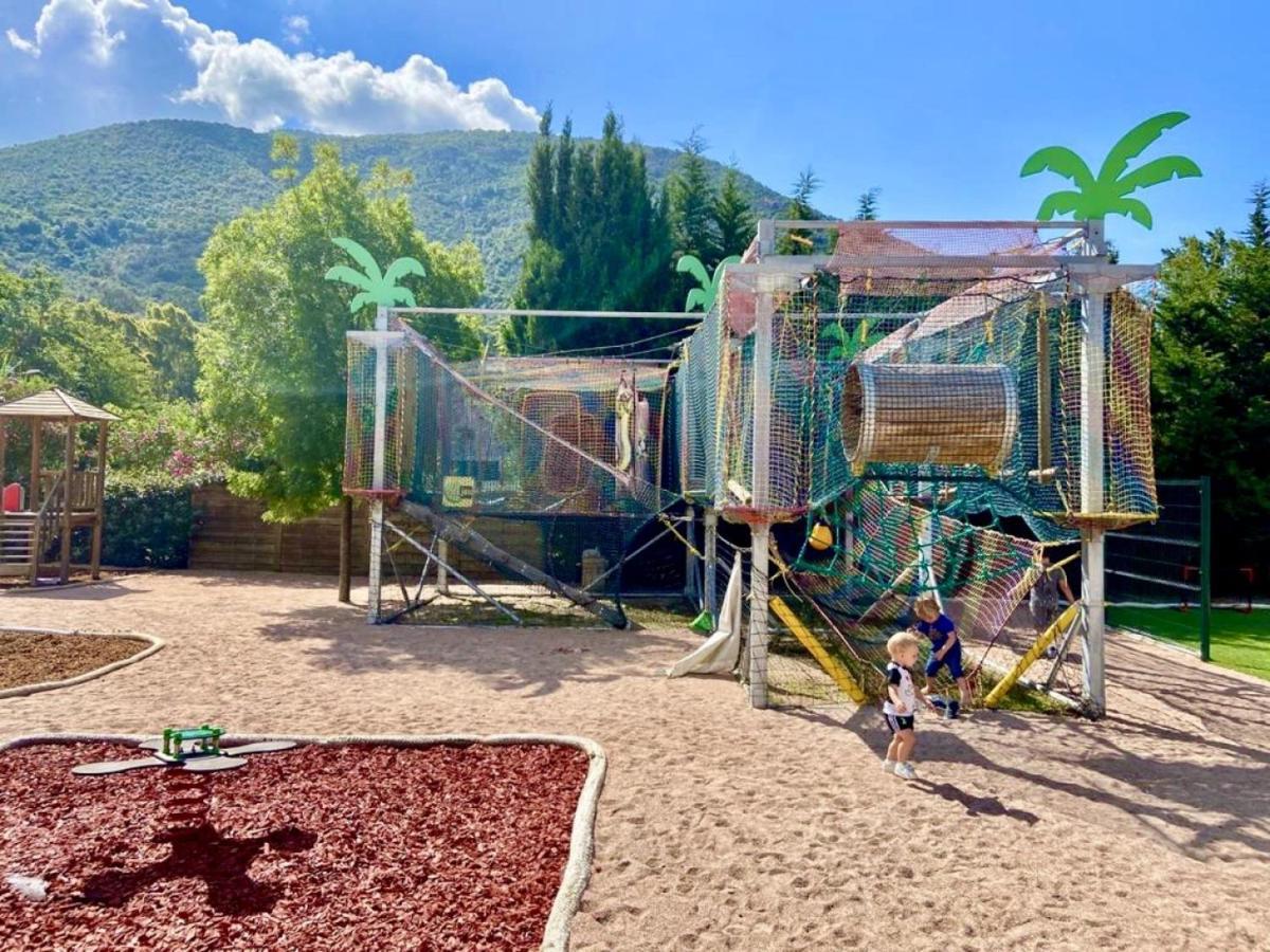 Camping Le Sagone 萨戈内 外观 照片